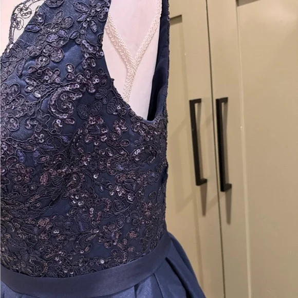 Elegant Navy Blue Dress - Picture 4 of 8